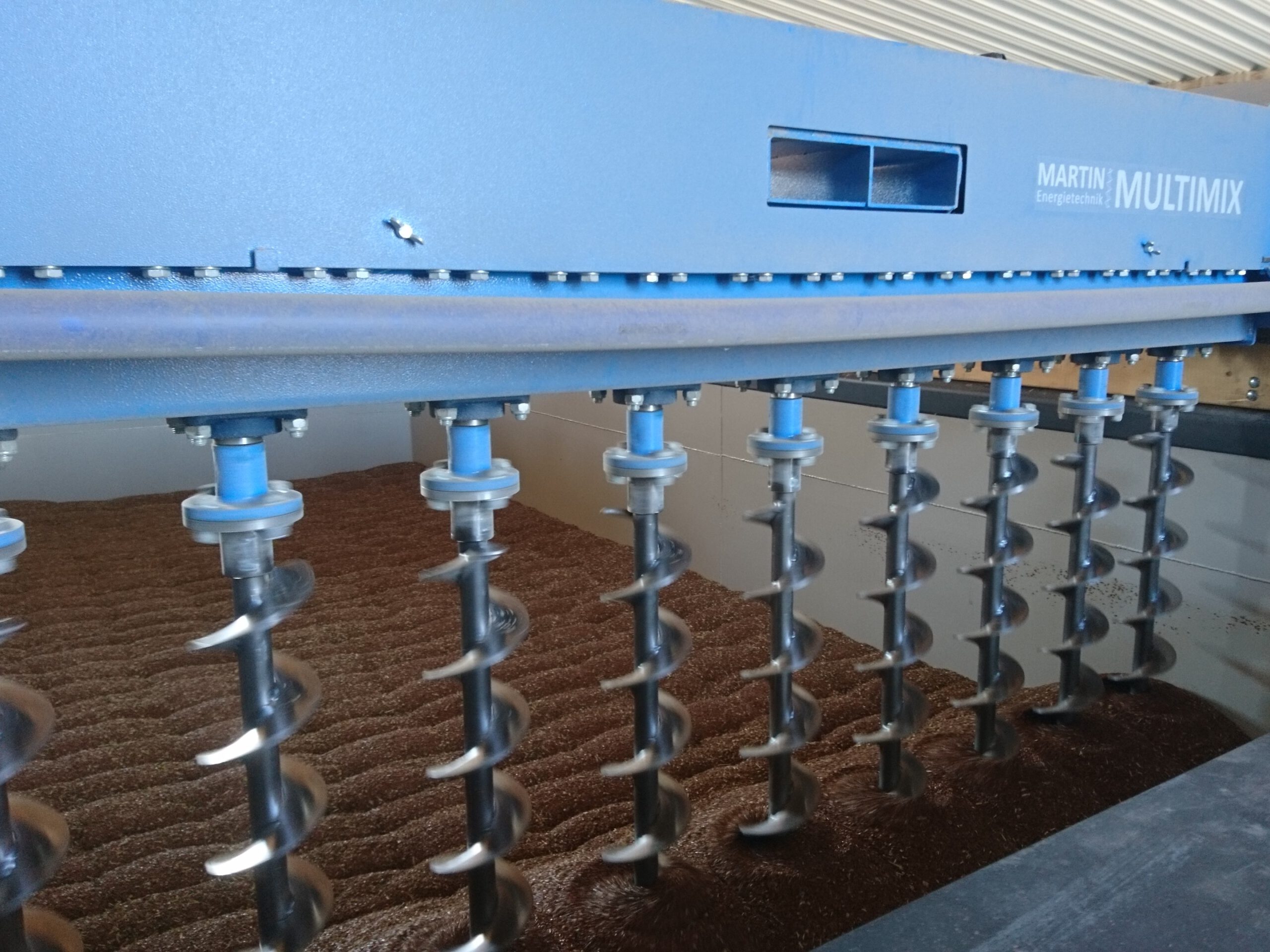 MULTIMIX Profi mit halbiertem Schneckenabstand zur Kräutertrocknung im Container
